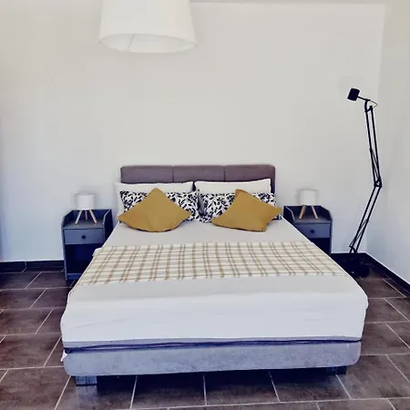 Village Alexiou * Φλογητά