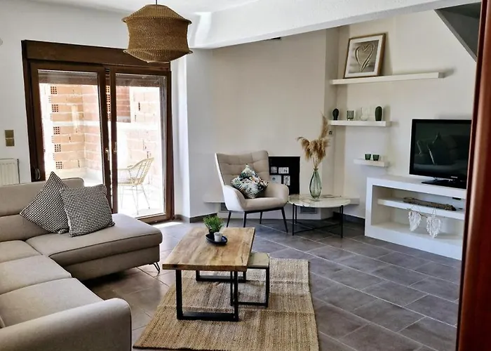 Village Alexiou * 弗洛伊塔