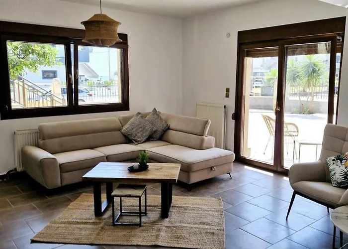 Village Alexiou 公寓 弗洛伊塔